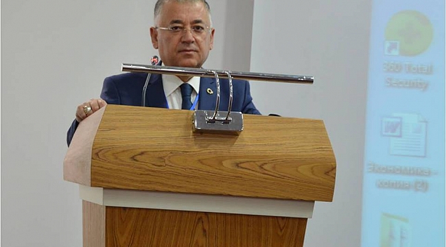 Prof Dr Ahmet Kıymaz`a Uluslararası Akademik Unvan