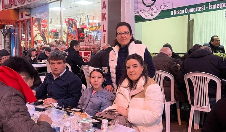 Giresun Gönüllüleri Derneği’nden  Sokak İftarı…